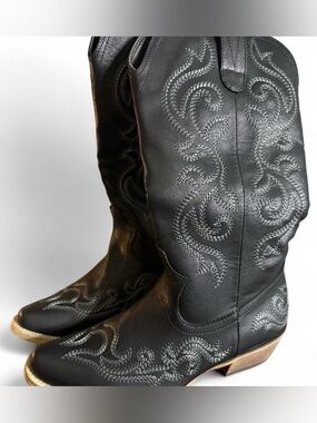 NWT- Black Embroidered Western Heeled Boots